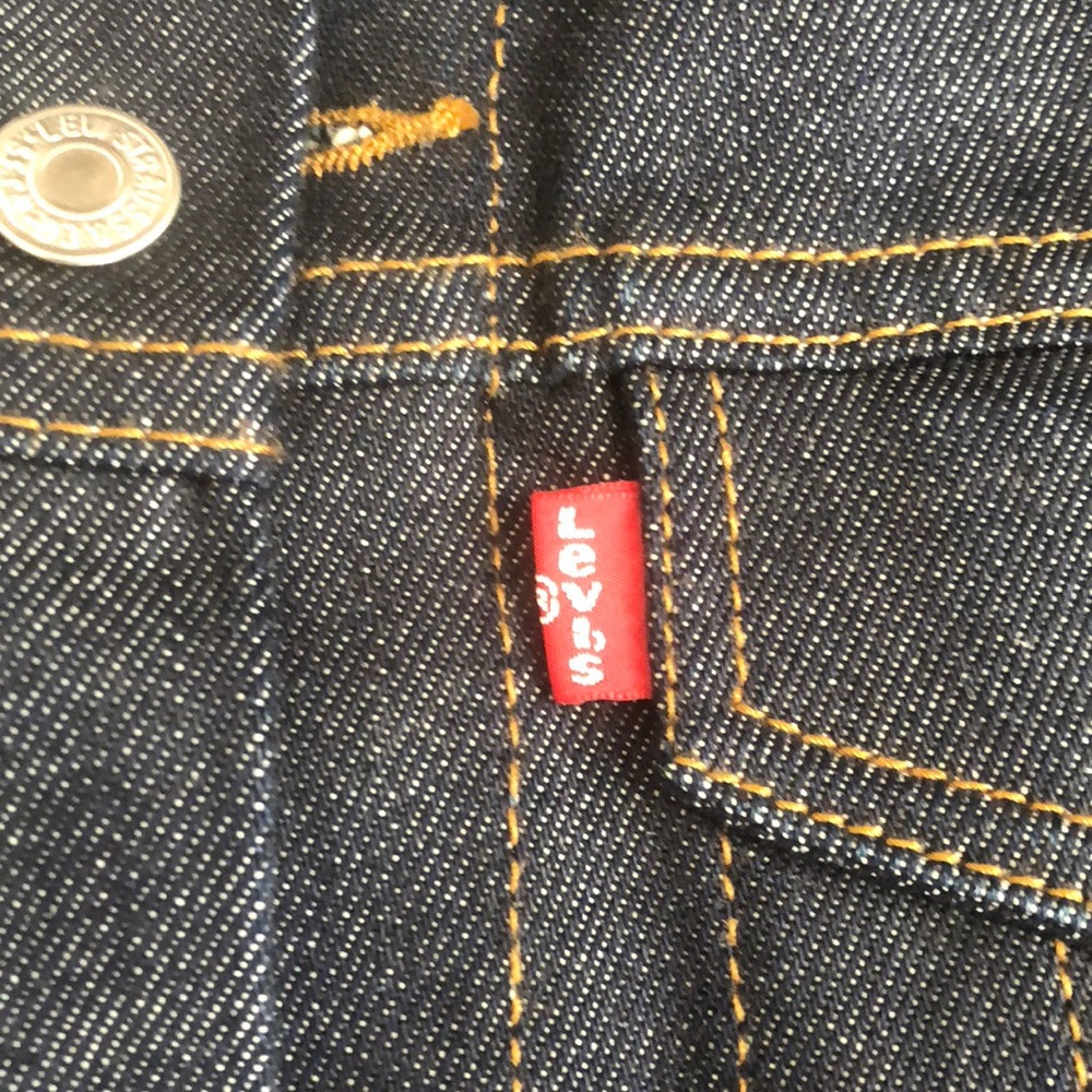 Raw Denim Levi’s Trucker Jacket - Picture 2 of 3